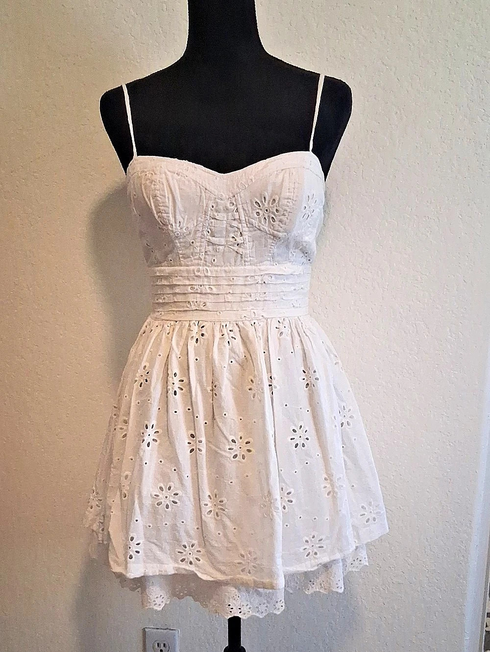 White Eyelet Mini Dress Like New